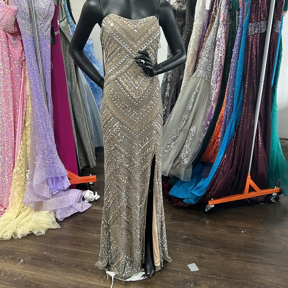 Scala 48705 Lead Long Dress Size 14 Strapless Fully Beaded With Slit NWT
